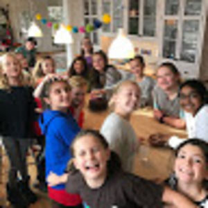 Meet your Posher, Abby